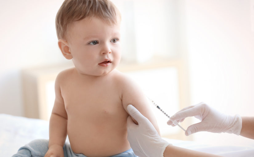 Méningite B : le vaccin conseillé à tous les nourrissons