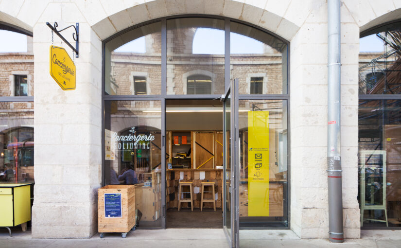 La Conciergerie solidaire : quand le service devient un outil d’insertion