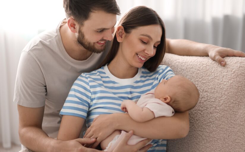 Nouveau congé de naissance pour accompagner les familles